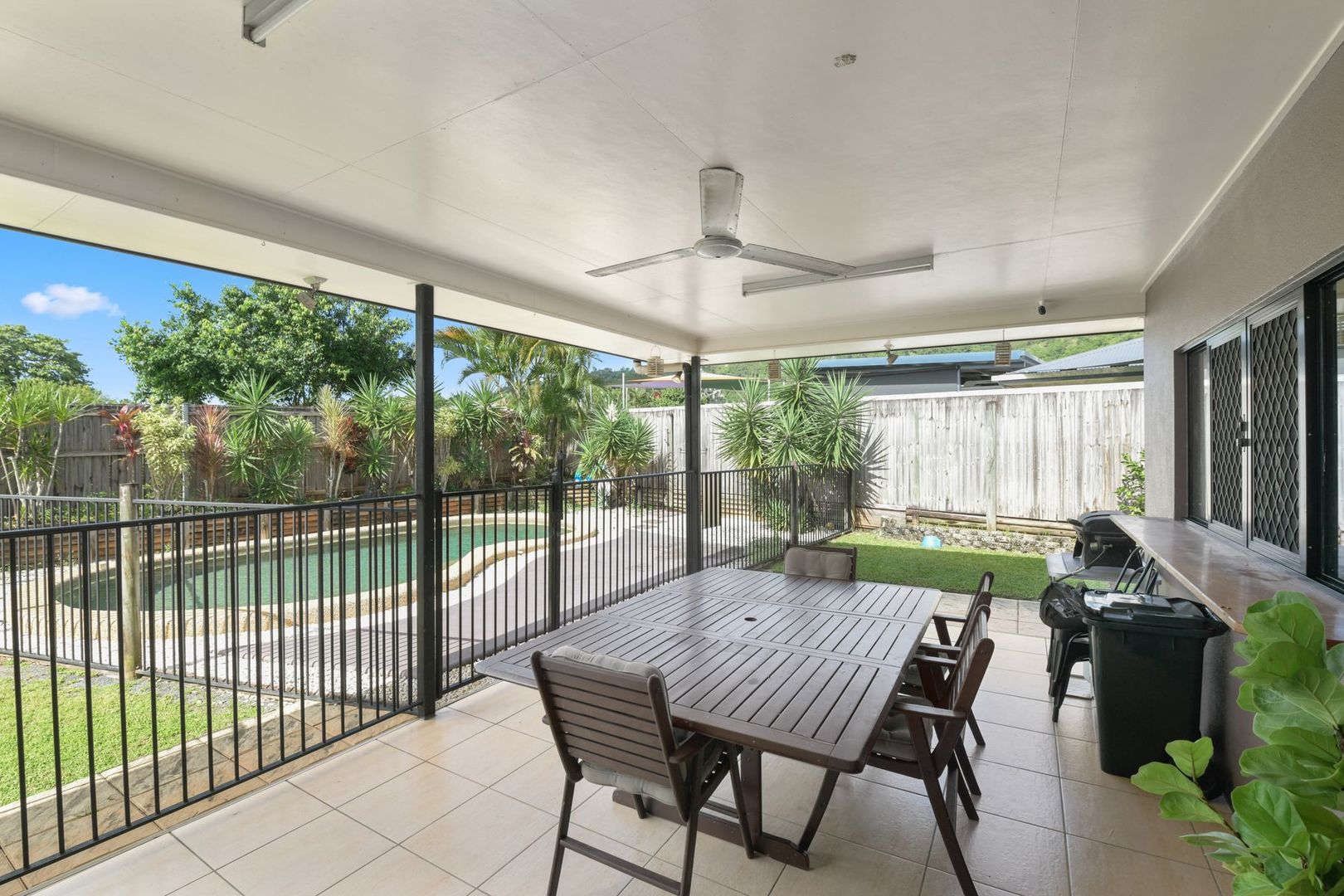 33 Bassett Street, Kanimbla QLD 4870, Image 2