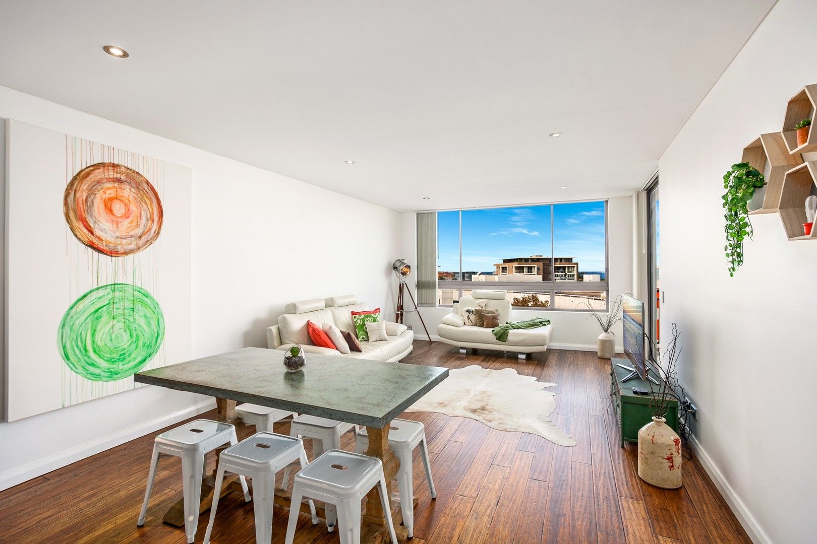 2 bedrooms Apartment / Unit / Flat in 65/313-323 Crown Street WOLLONGONG NSW, 2500