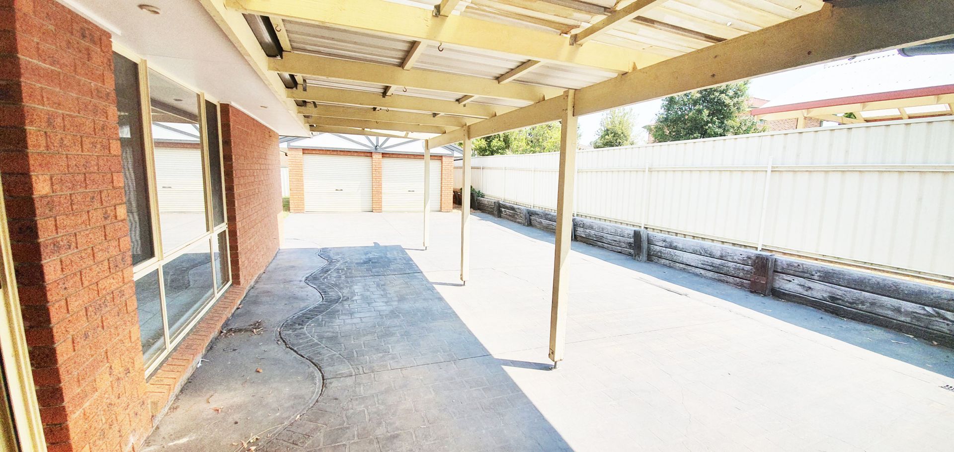 6 Downes Cres, Currans Hill NSW 2567 House For Rent 630 Domain