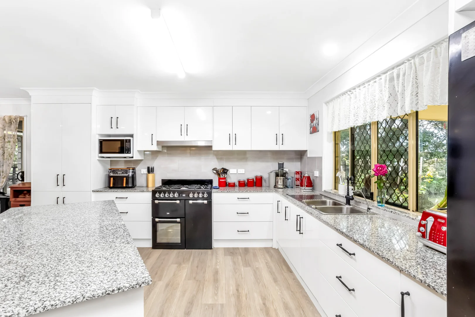 Additional image 4 of 64930 Bruce Highway, Yaamba QLD 4704