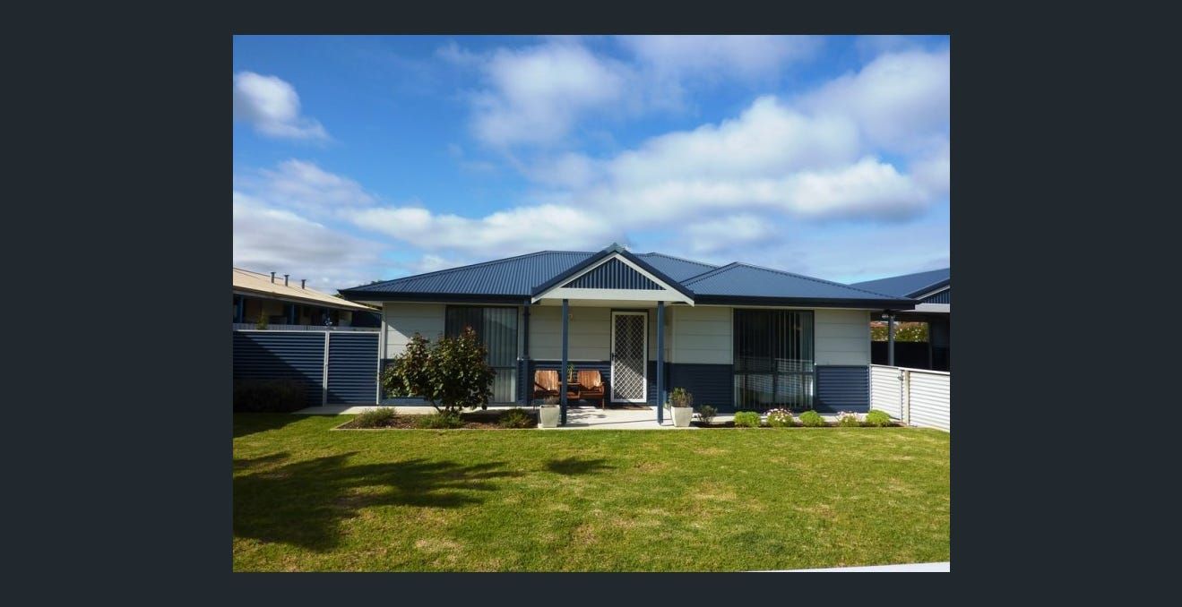 8 Olympian Way, Nulsen WA 6450, Image 0