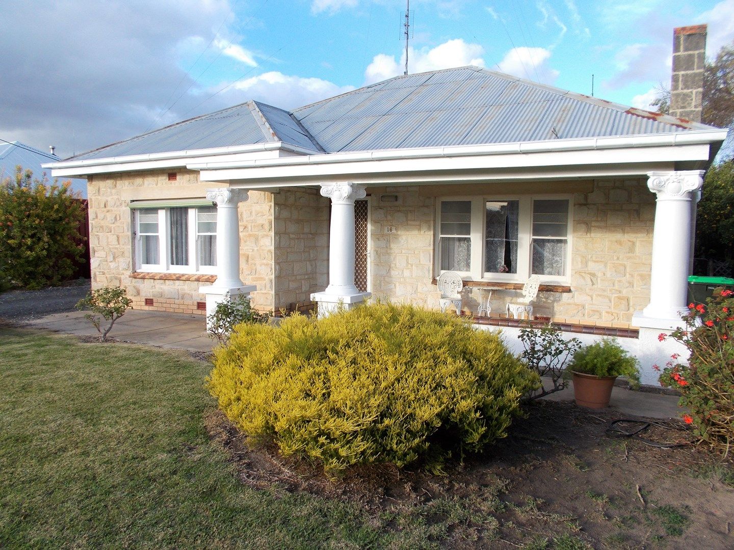 16 Patterson Street, Bordertown SA 5268, Image 0