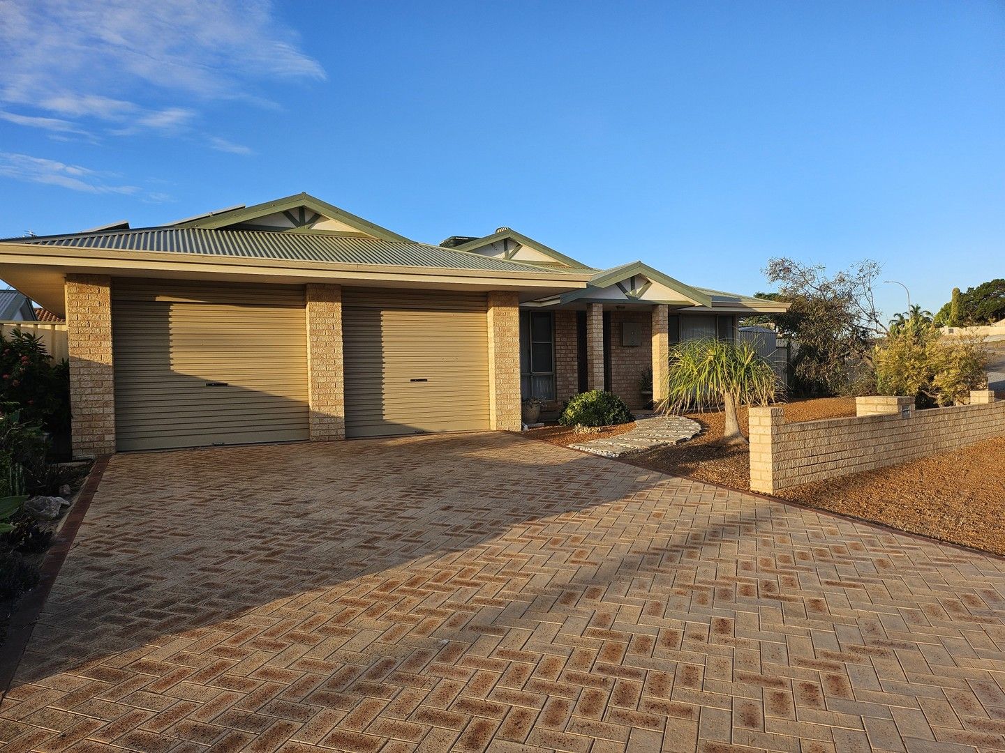 2 Mitchell Heights, Dongara WA 6525, Image 0