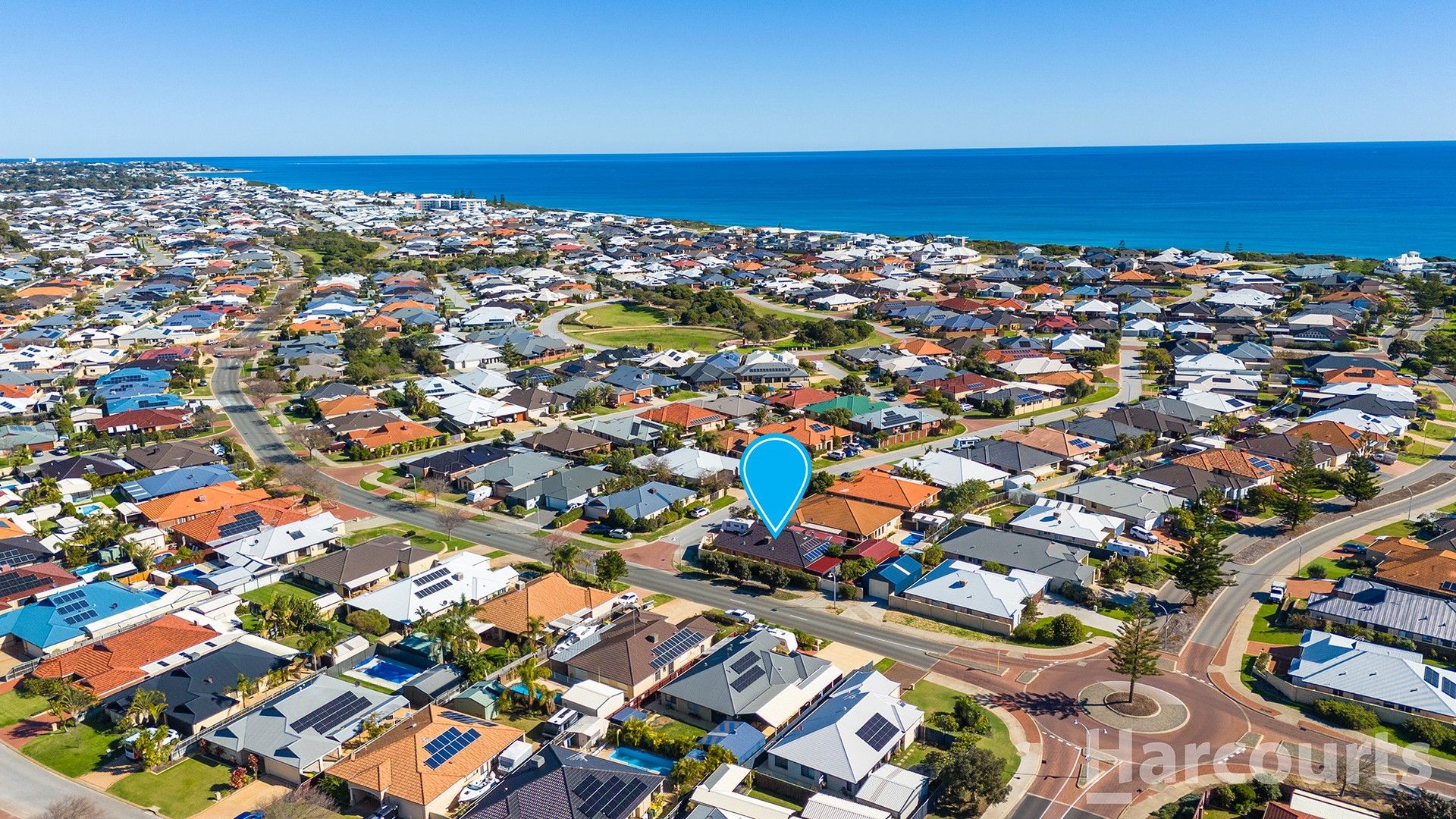 4 bedrooms House in 2 Whitegum Pass HALLS HEAD WA, 6210