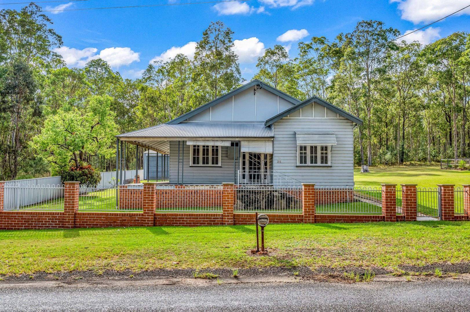 25 Ellalong Road, Pelton NSW 2325, Image 0