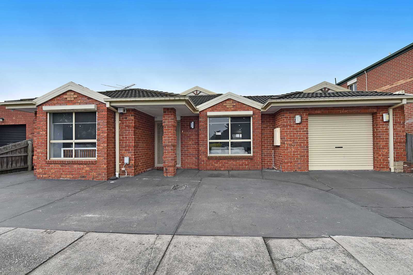 9 Armstrong Ct, Roxburgh Park VIC 3064 House For Rent 500 Domain