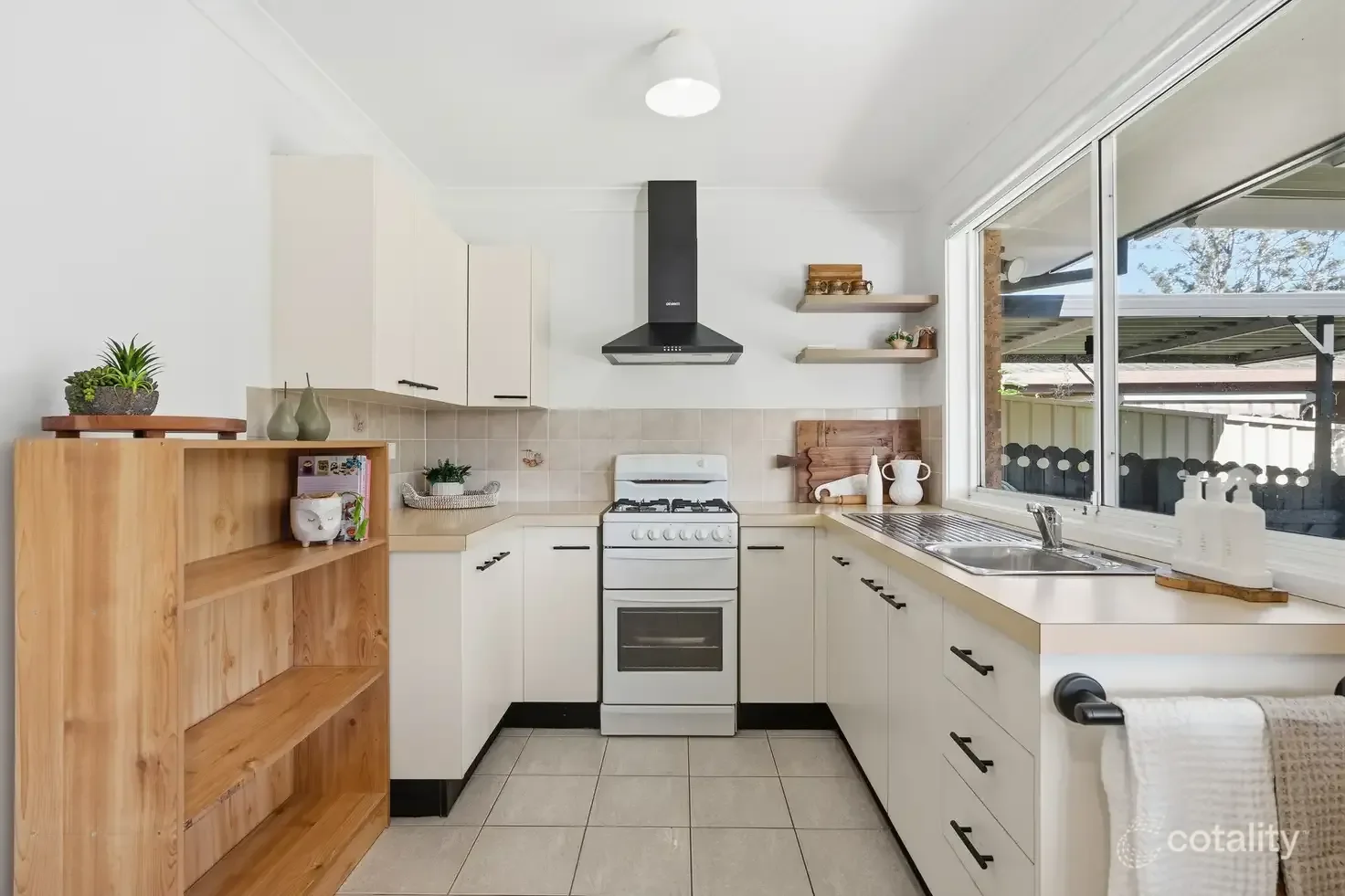 Additional image 3 of 10 Jessica Street, Bateau Bay NSW 2261