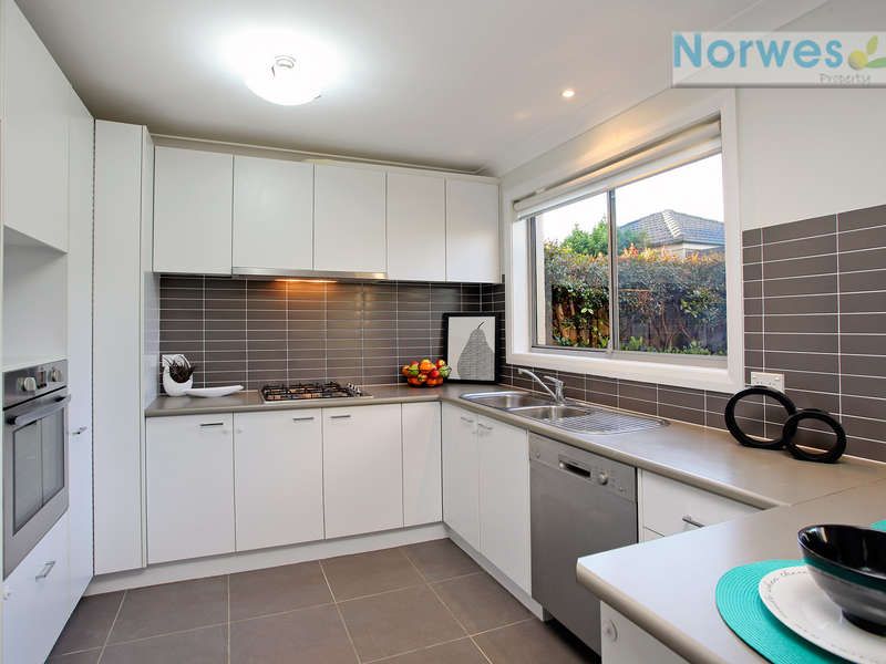 164 Stanhope Pkwy, Stanhope Gardens NSW 2768, Image 2