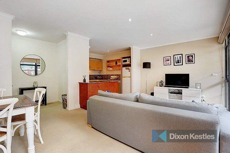 1 bedrooms Apartment / Unit / Flat in 6/62 Wellington Street ST KILDA VIC, 3182
