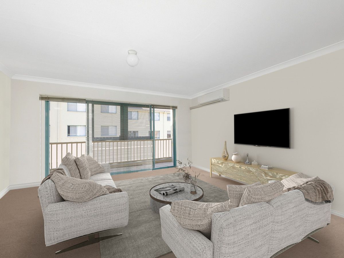 70/53 McMillian Crescent, Griffith ACT 2603, Image 2