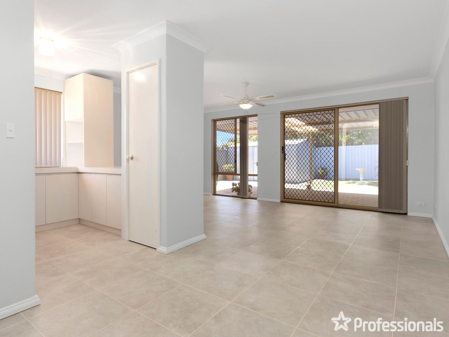 4/17 Casilda Place, Cooloongup WA 6168, Image 2