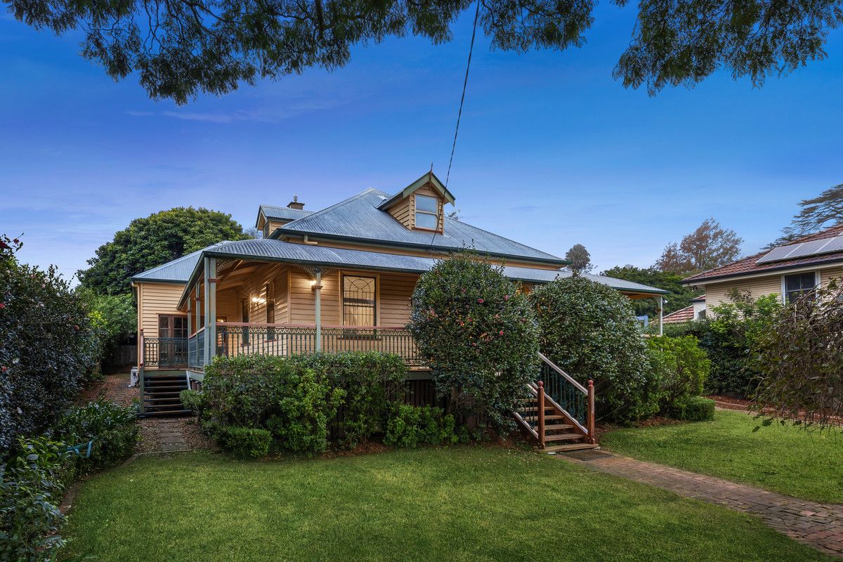 60 Curzon Street, East Toowoomba Property History & Address Research