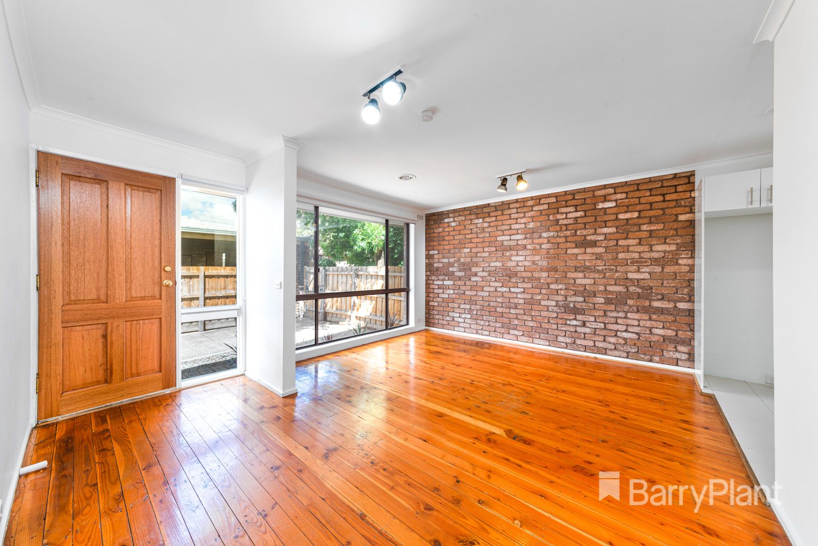 8/26 Glenlitta Avenue, Broadmeadows VIC 3047, Image 2