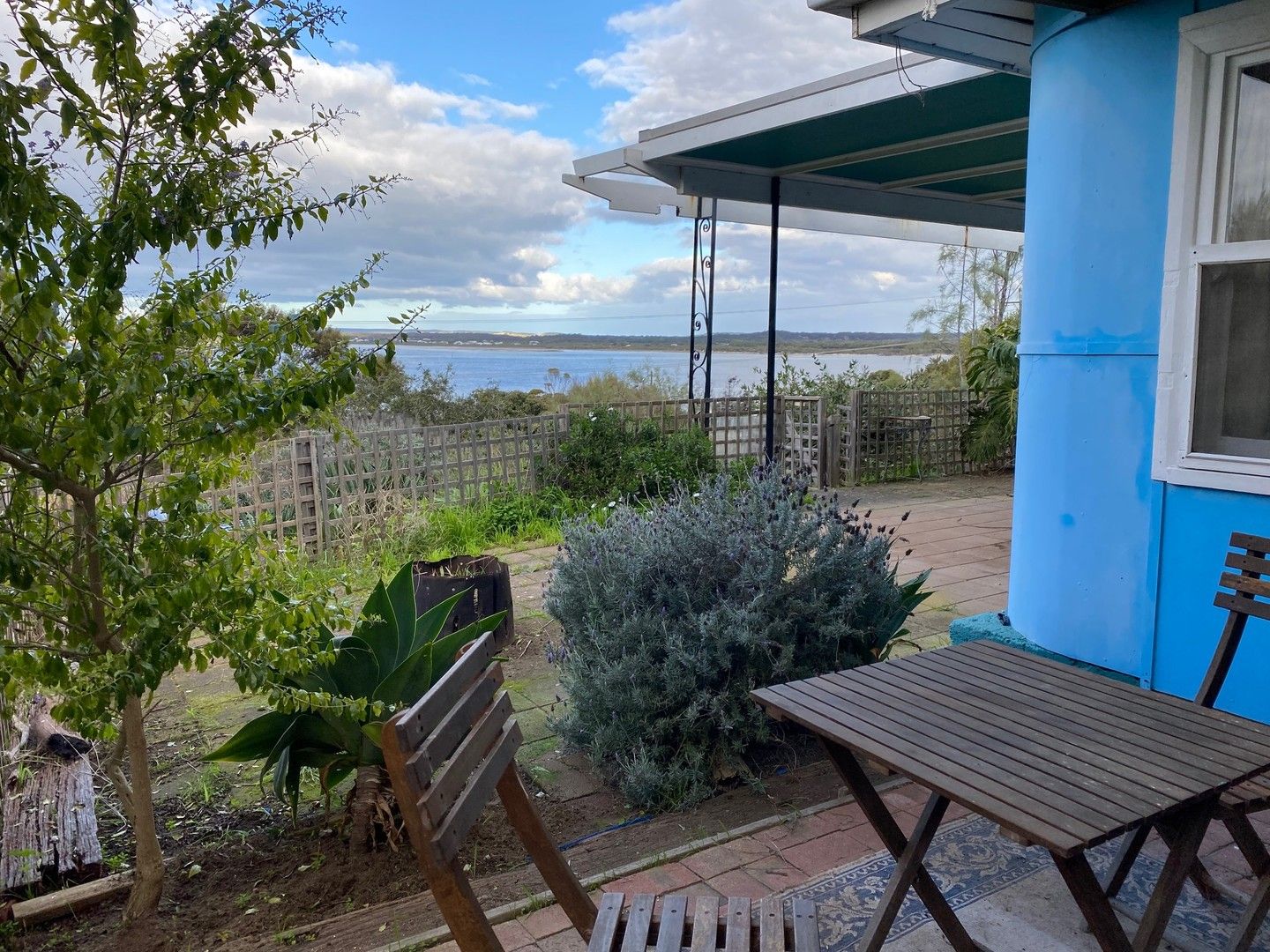 2 bedrooms House in 15 Ryberg Road AMERICAN RIVER SA, 5221