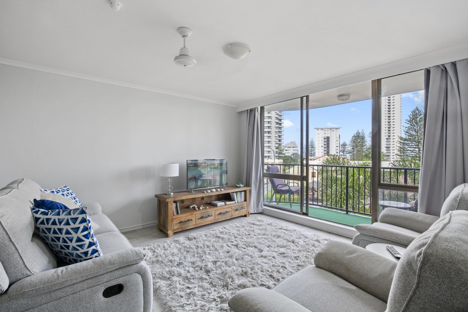 21/2940 Gold Coast Highway, Surfers Paradise QLD 4217, Image 0