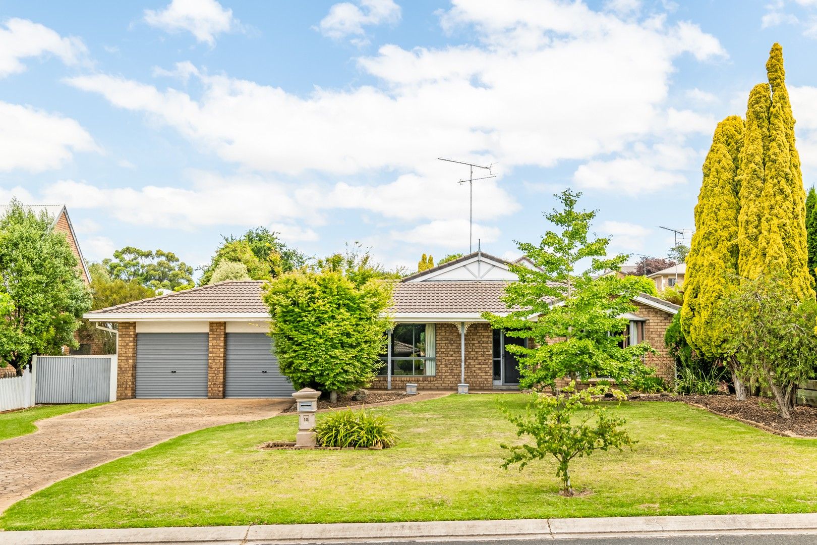 4 bedrooms House in 15 Jasmine Avenue MOUNT GAMBIER SA, 5290