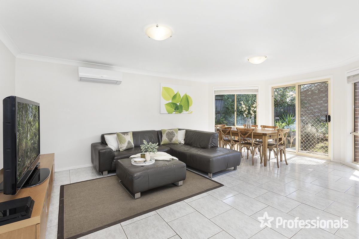 18 Poinciana Row, Menai NSW 2234, Image 2