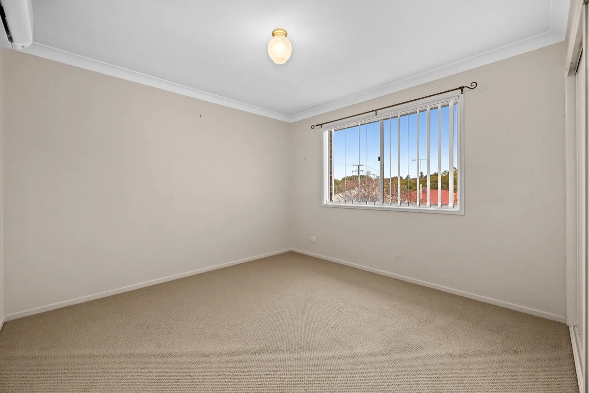 Additional image 7 of 2/33 Helen Street, Newtown QLD 4350