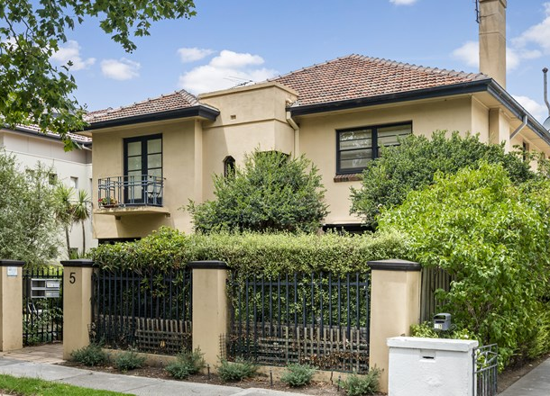 4/5 Wimbledon Avenue, Elwood VIC 3184