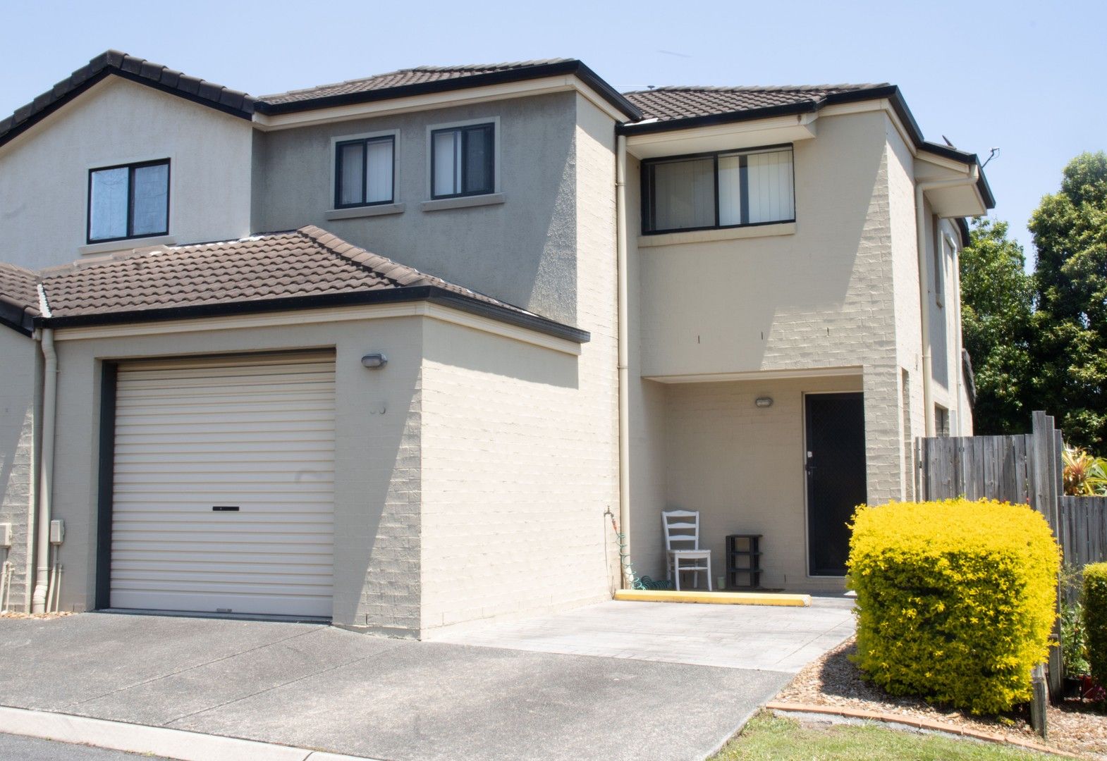 3 bedrooms Townhouse in 11 Federation Street WYNNUM WEST QLD, 4178