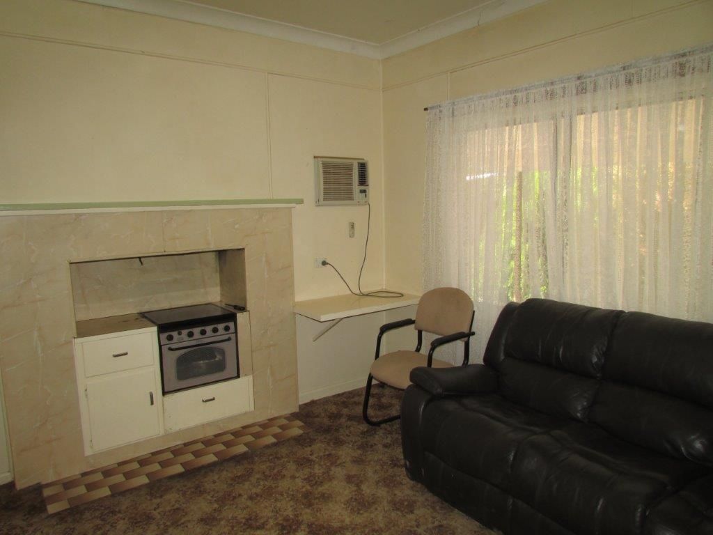 9 Druminure Street, Jeparit VIC 3423, Image 2