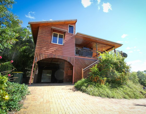 2 Gibbons Court, Agnes Water QLD 4677
