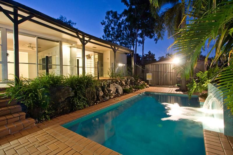 10 Hannah Street, Mount Ommaney QLD 4074, Image 1