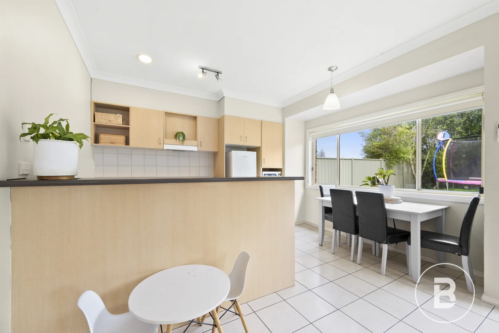 Additional image 2 of 8 Hanwood Close, Delacombe VIC 3356