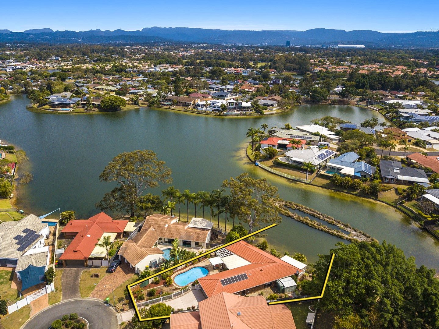 5 Tween Court, Mermaid Waters QLD 4218, Image 2