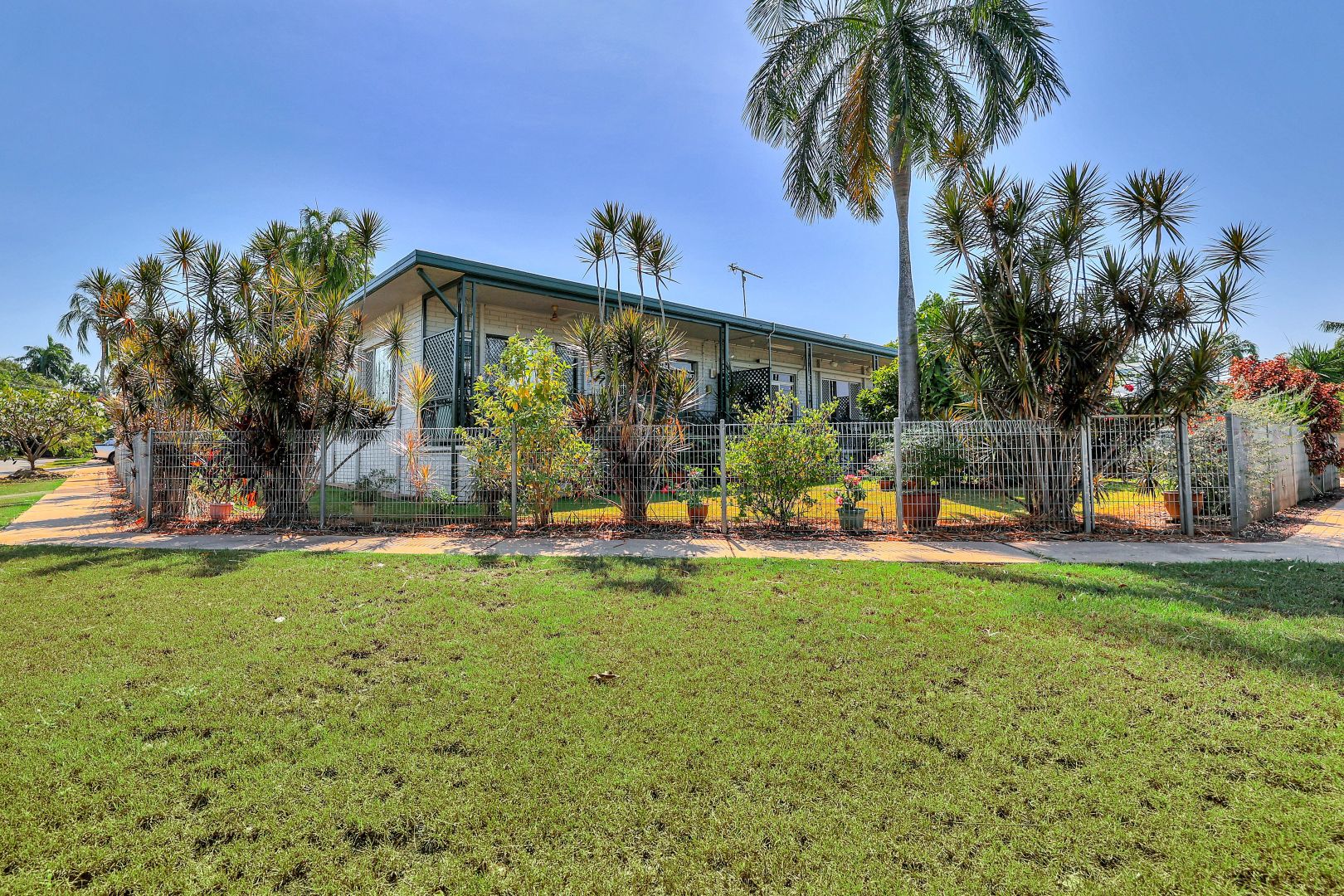 4/14 Easther Crescent, Coconut Grove NT 0810