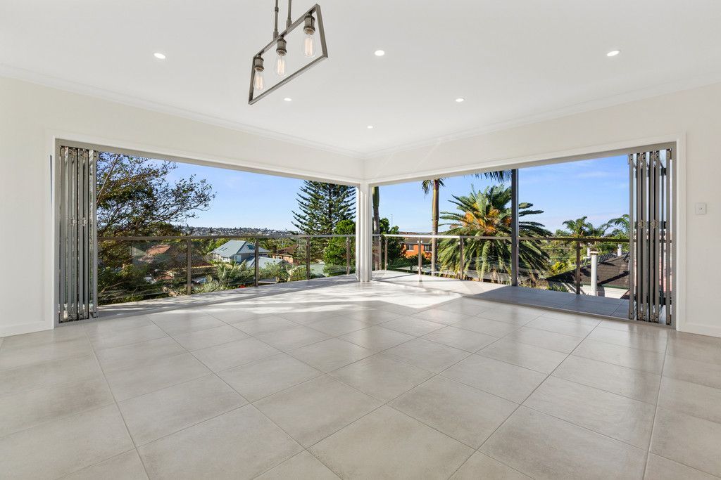 2 bedrooms Apartment / Unit / Flat in  FRESHWATER NSW, 2096