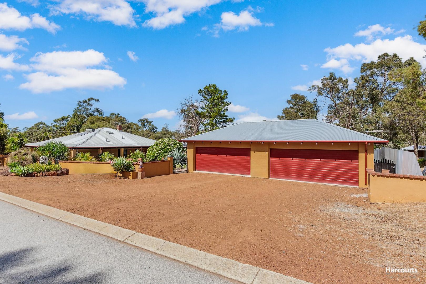 21 Heath Road, Roleystone WA 6111, Image 2