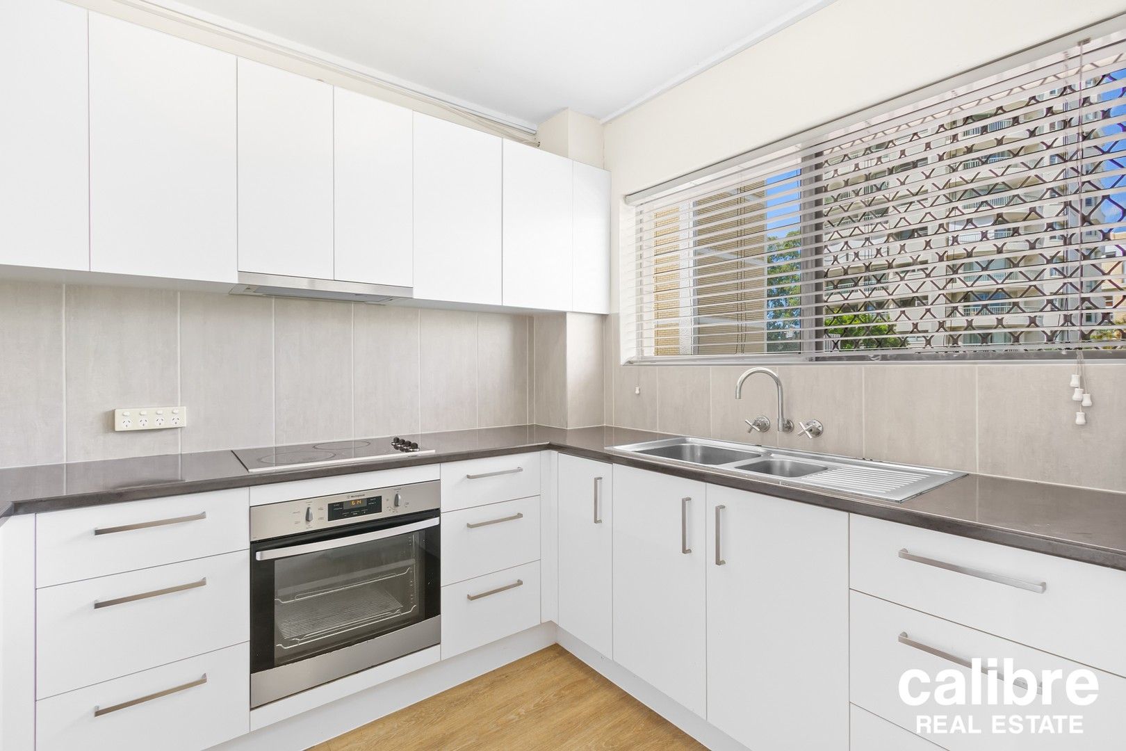 2 bedrooms Apartment / Unit / Flat in 6/62 Macquarie Street ST LUCIA QLD, 4067