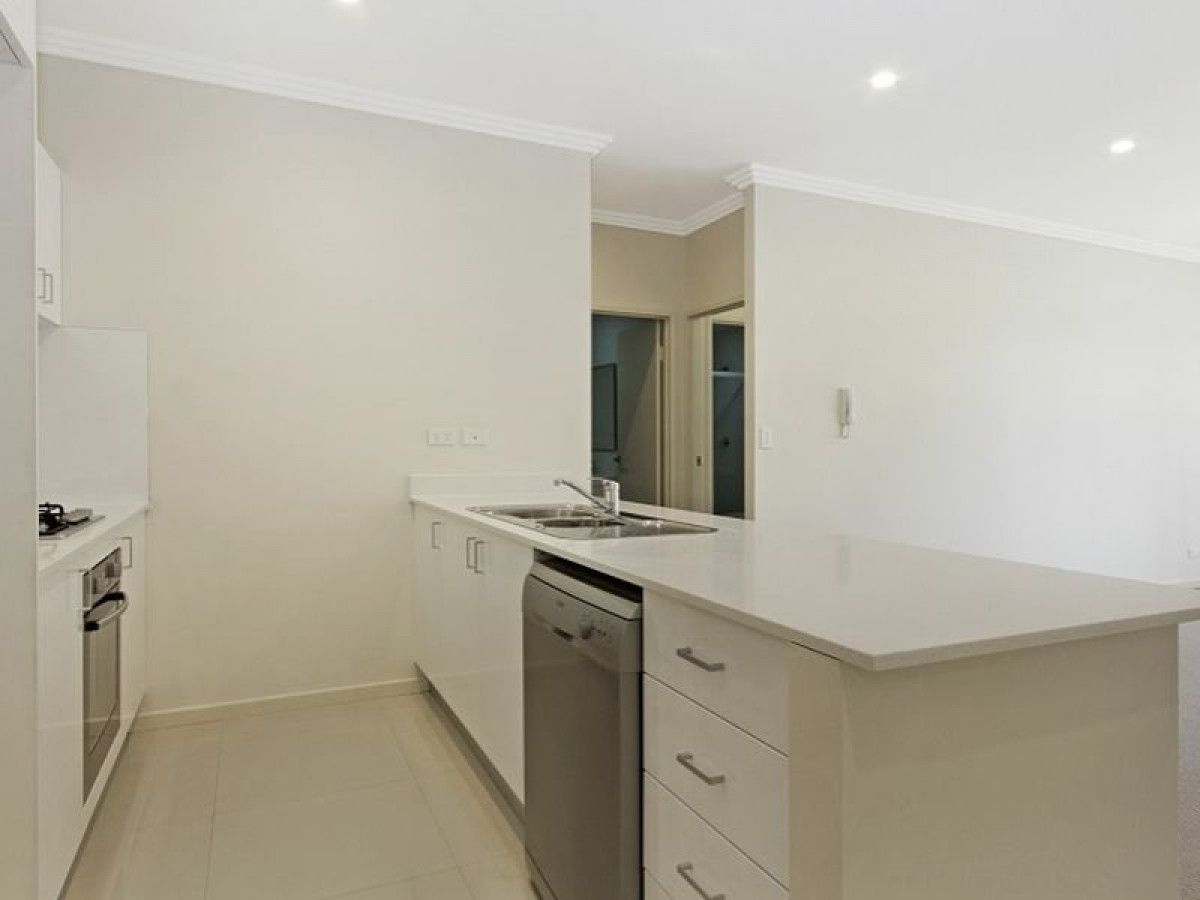 111/32-34 Mons Road, Westmead NSW 2145, Image 0