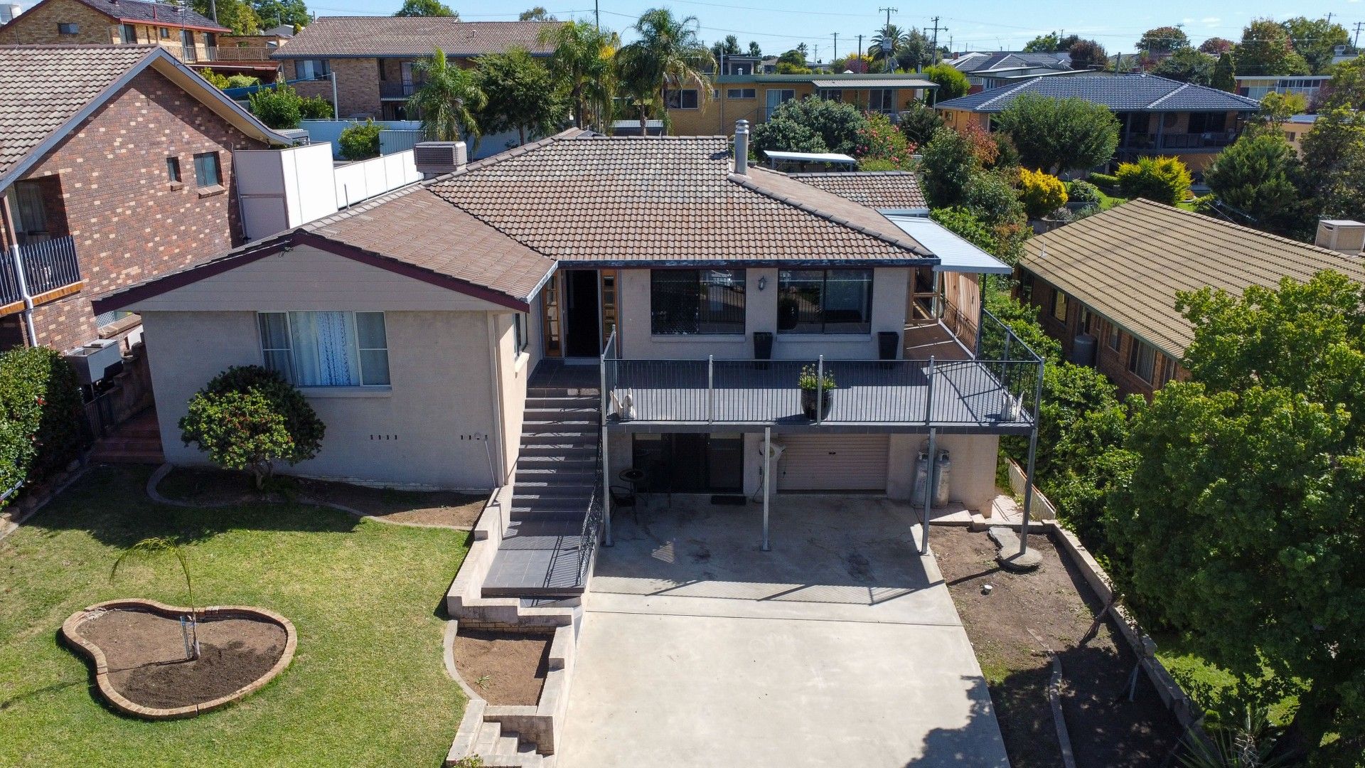 49 Gordon Street, Inverell NSW 2360 Domain