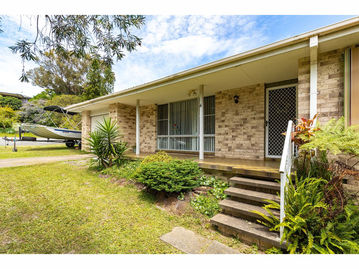 4 Avon Place, Forster NSW 2428, Image 0