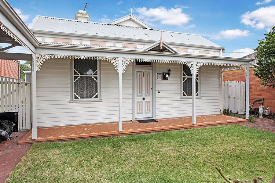 3 bedrooms House in 51 Elizabeth Street NEWPORT VIC, 3015