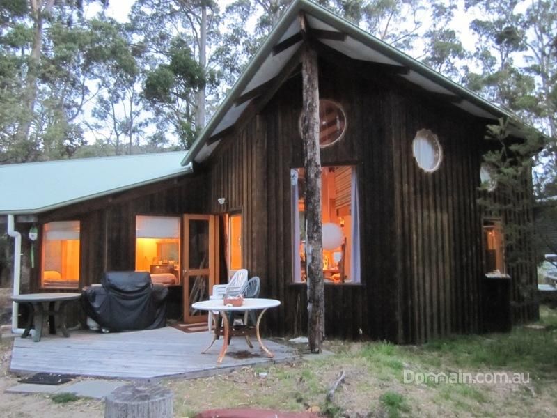 42 Sunset Drive, GARDEN ISLAND CREEK TAS 7112, Image 2