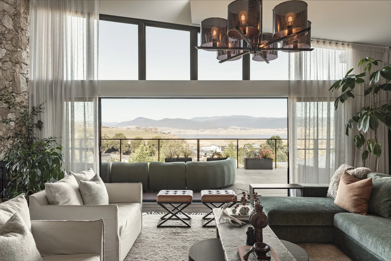 19 Acacia Place, East Jindabyne NSW 2627