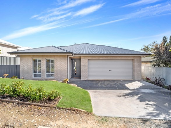 1A Murray Street, Gumeracha SA 5233