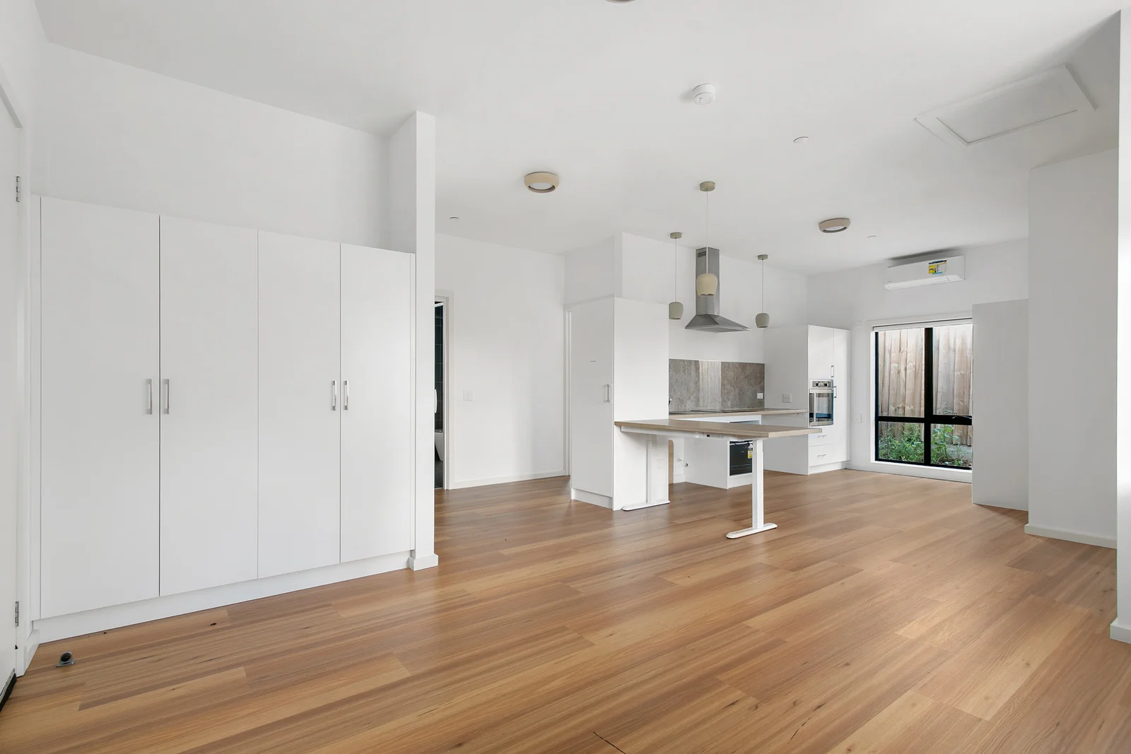 Additional image 6 of 30 Chenhall Crescent, Traralgon VIC 3844