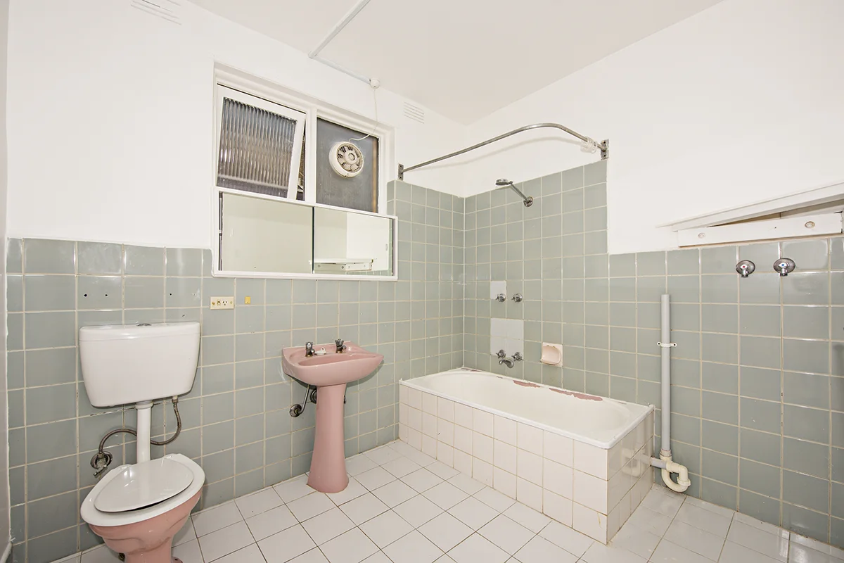 Additional image 8 of 2/19 Pine Avenue, Elwood VIC 3184