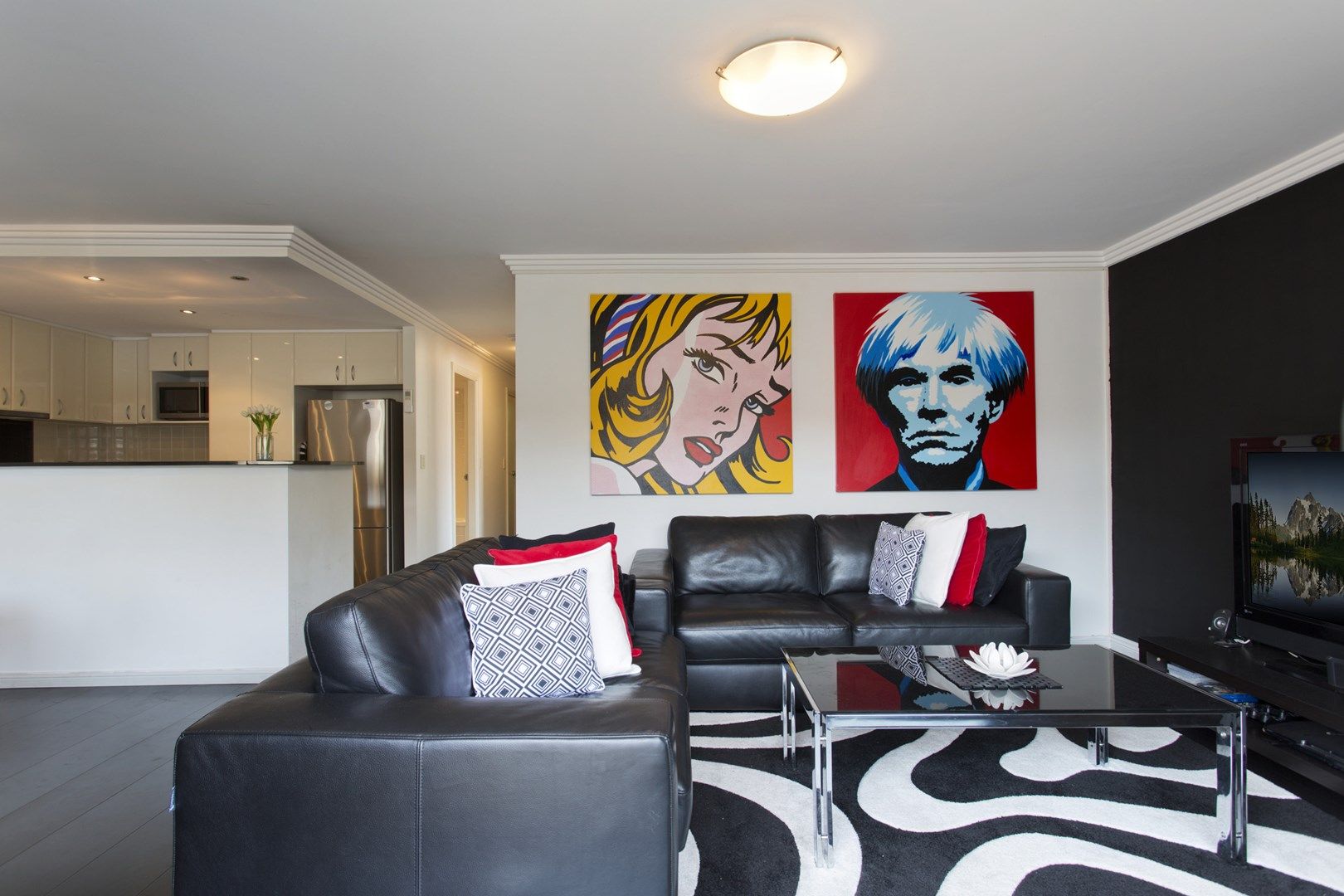 2 bedrooms Apartment / Unit / Flat in 18/74-76 McLachlan Avenue RUSHCUTTERS BAY NSW, 2011