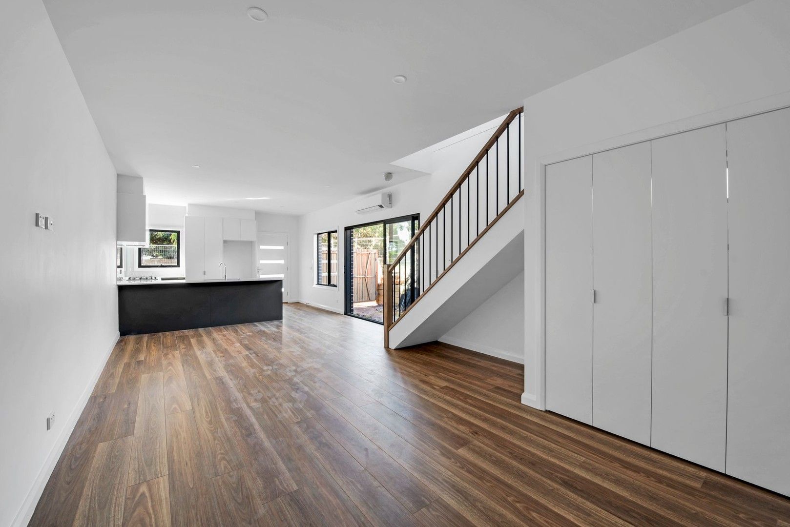 3 bedrooms Townhouse in 312 Skye Road FRANKSTON VIC, 3199