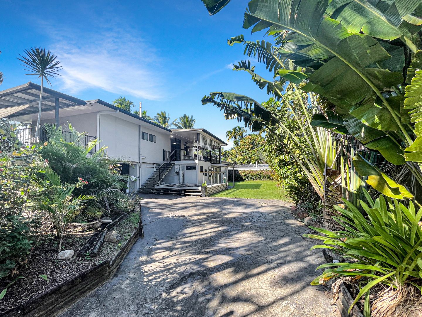 50 Oleander Street, Holloways Beach QLD 4878, Image 1