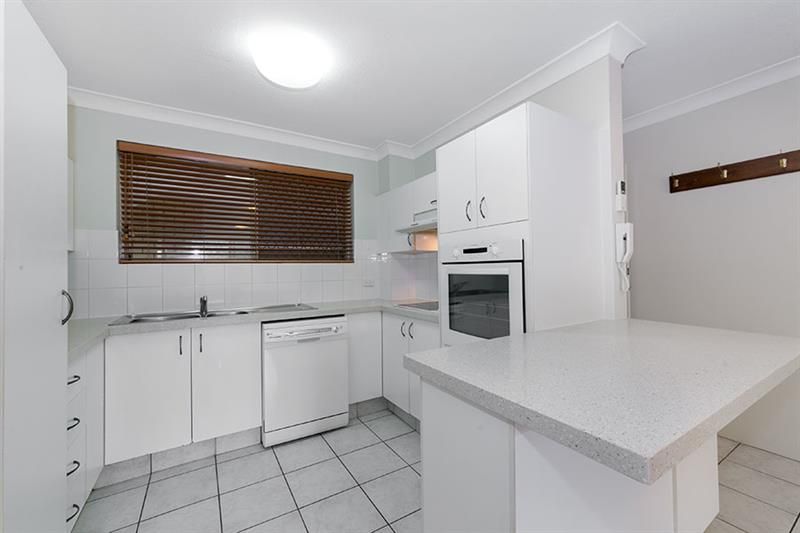 2/62 Gustavson St, Annerley QLD 4103, Image 2