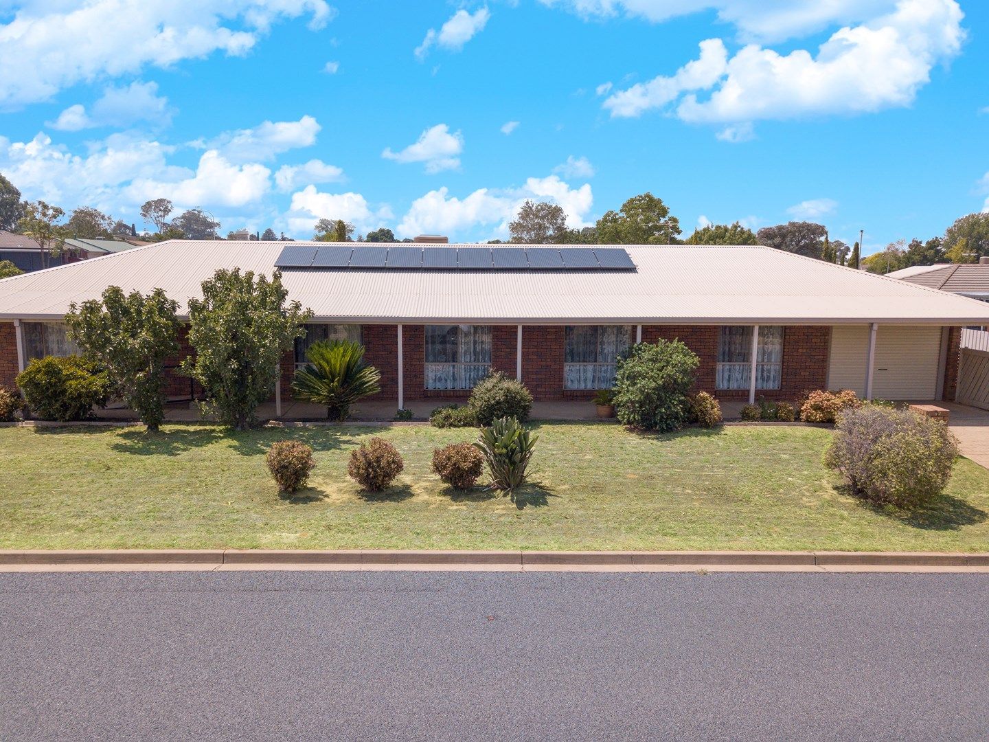 42 Beryl Drive, Corowa NSW 2646, Image 0