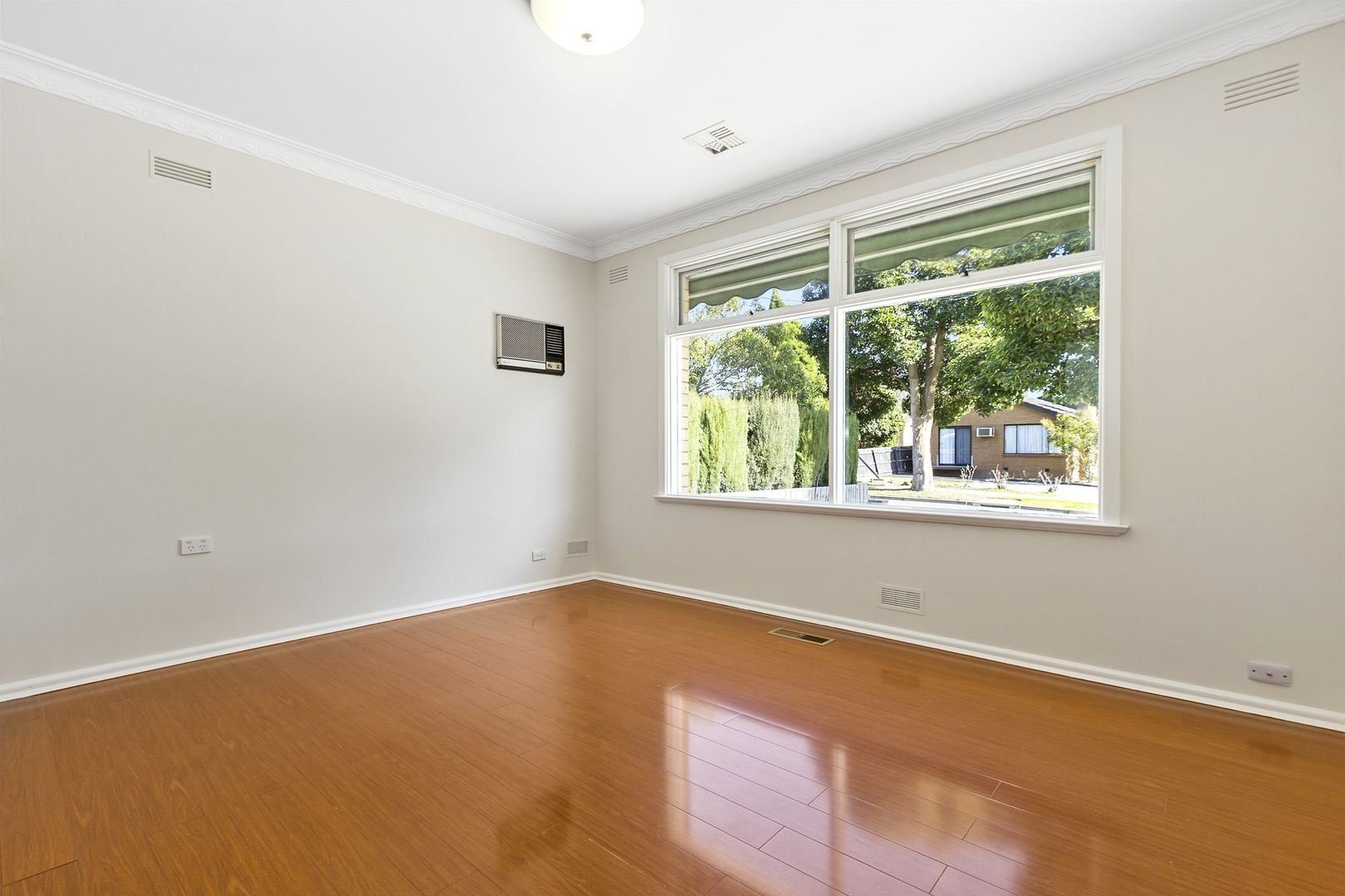 131 Mahoneys Road, Forest Hill VIC 3131, Image 1
