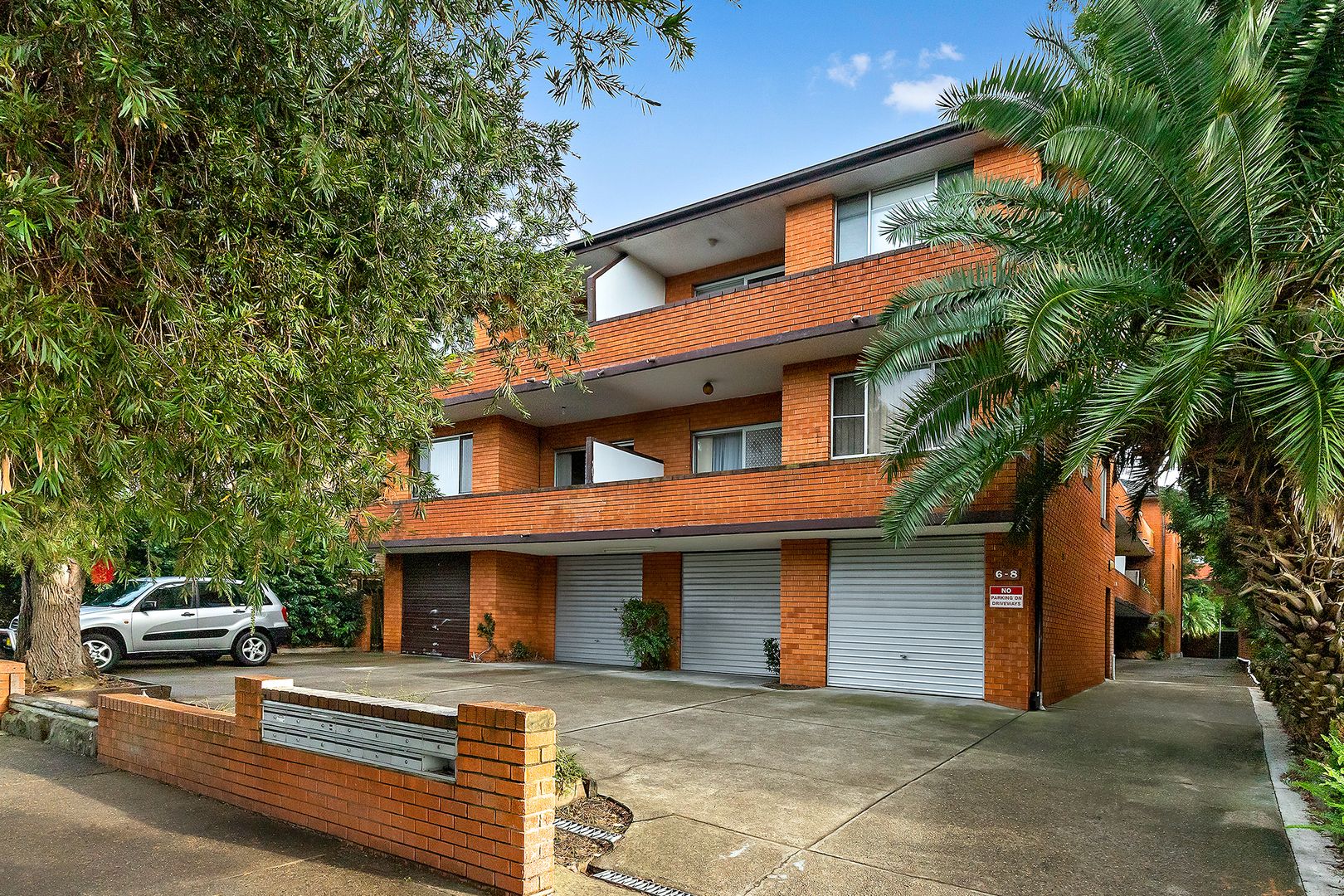 2 bedrooms Apartment / Unit / Flat in 5/6-8 Monomeeth  Street BEXLEY NSW, 2207