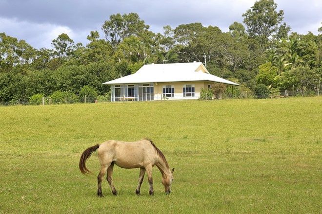 Picture of 52 Booyan Road, MOORE PARK BEACH QLD 4670